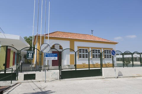 Câmara Municipal do Seixal Reforça Educação Pré-Escolar com Sete Novas Salas e Criação de 175 Vagas