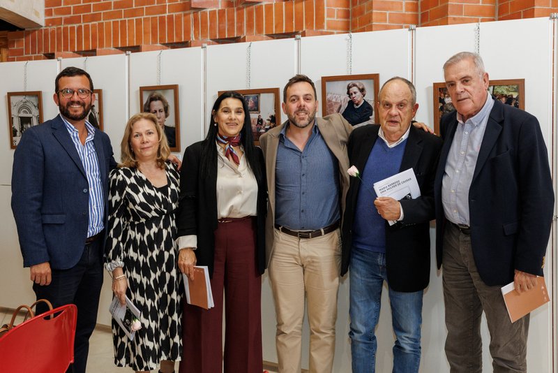 Imagem: Divulgação - Exposição assinala os 100 anos de Maria Barroso com mais de 17 figuras públicas presentes na inauguração na Moita