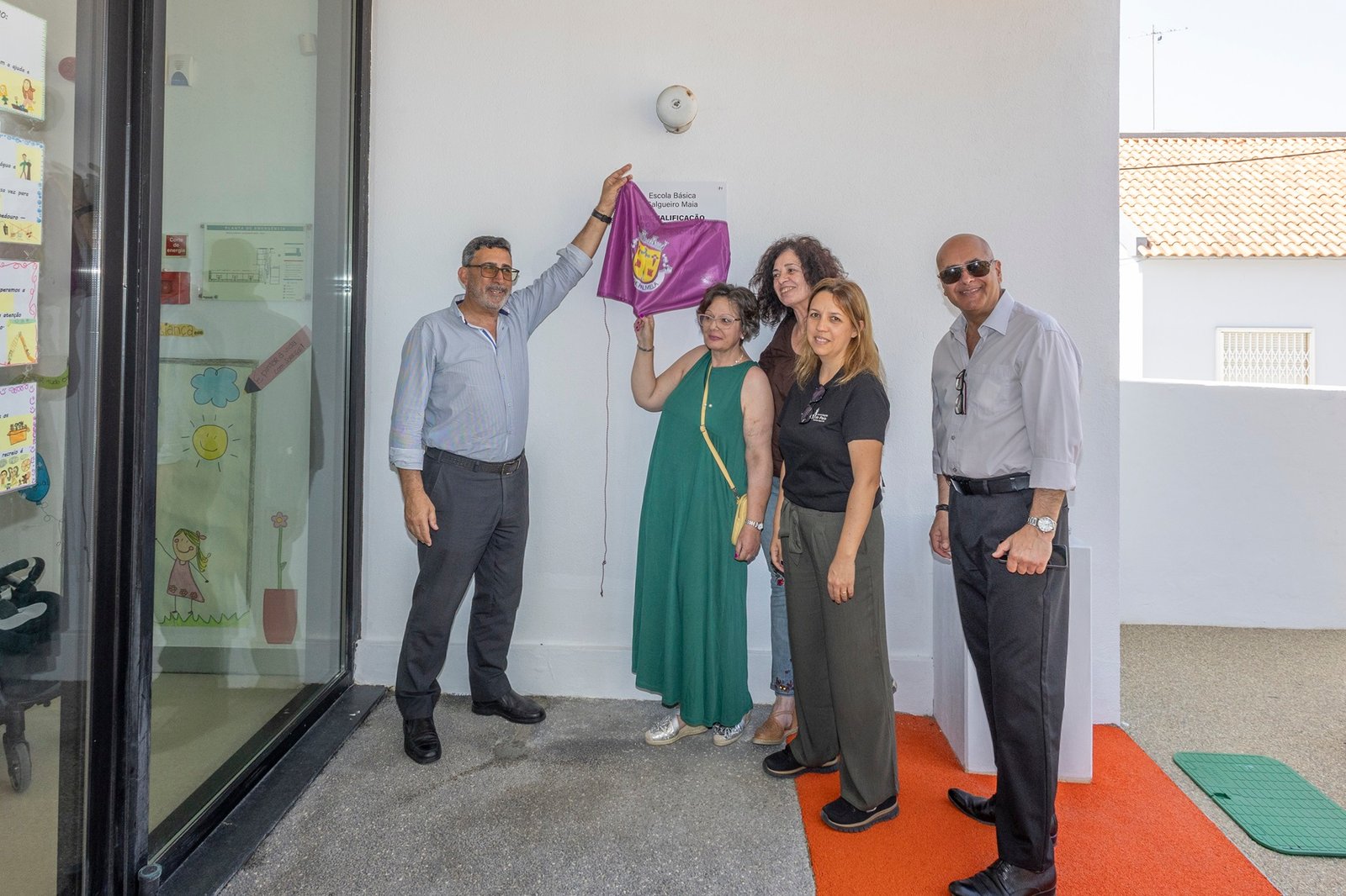 Imagem: Divulgação - Investimento de 145 mil euros transforma logradouro da Escola Salgueiro Maia em novo espaço lúdico para 80 crianças