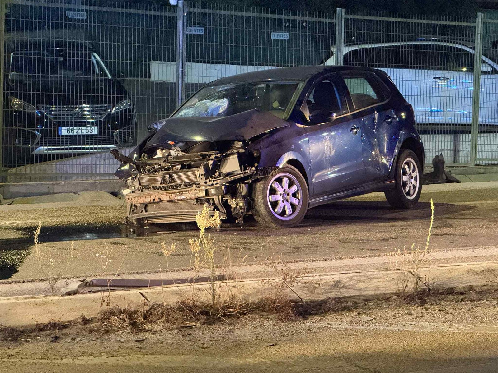 Despiste na N10 deixa dois feridos e causa constrangimento no trânsito em Setúbal